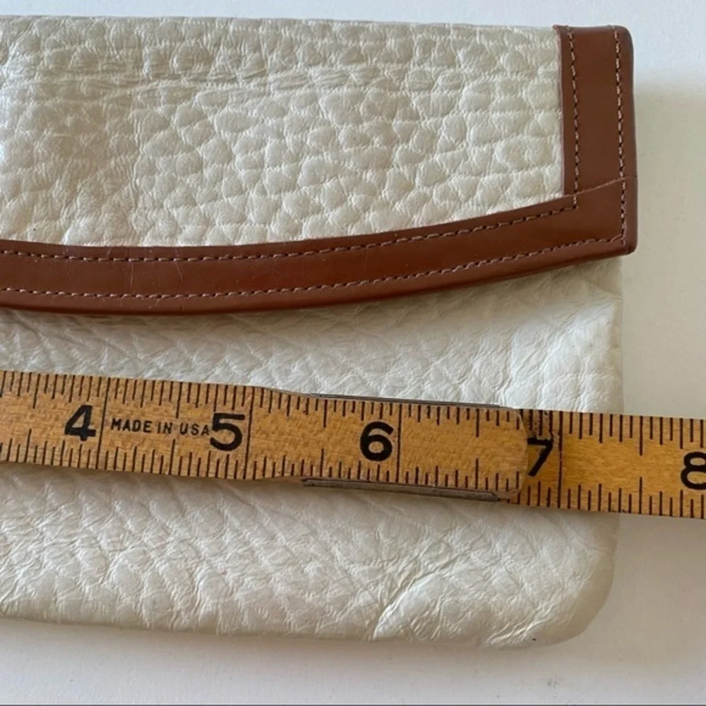 Vintage St. Thomas White Pigskin Leather Retro Wallet Coin Purse EUC